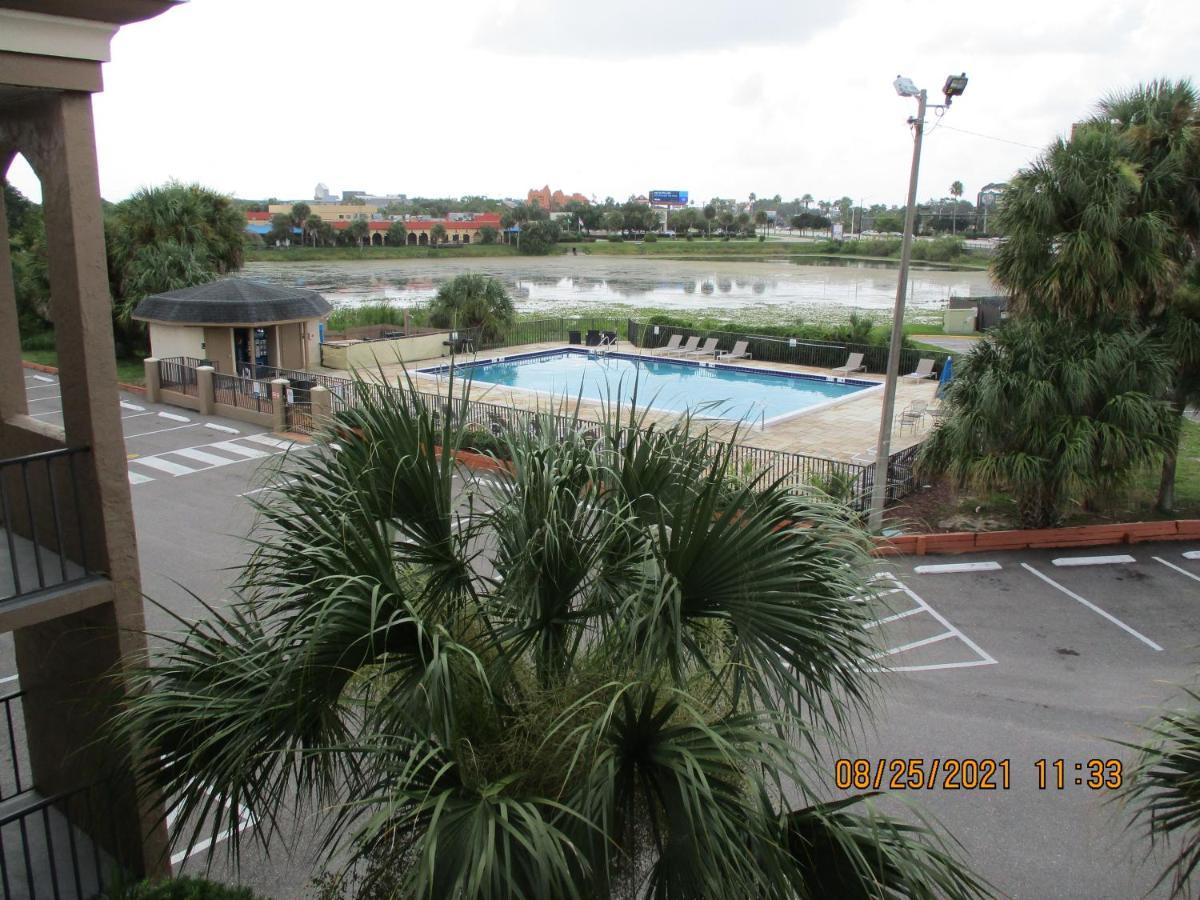 Quality Inn & Suites Kissimmee By The Lake Four Corners Exteriör bild