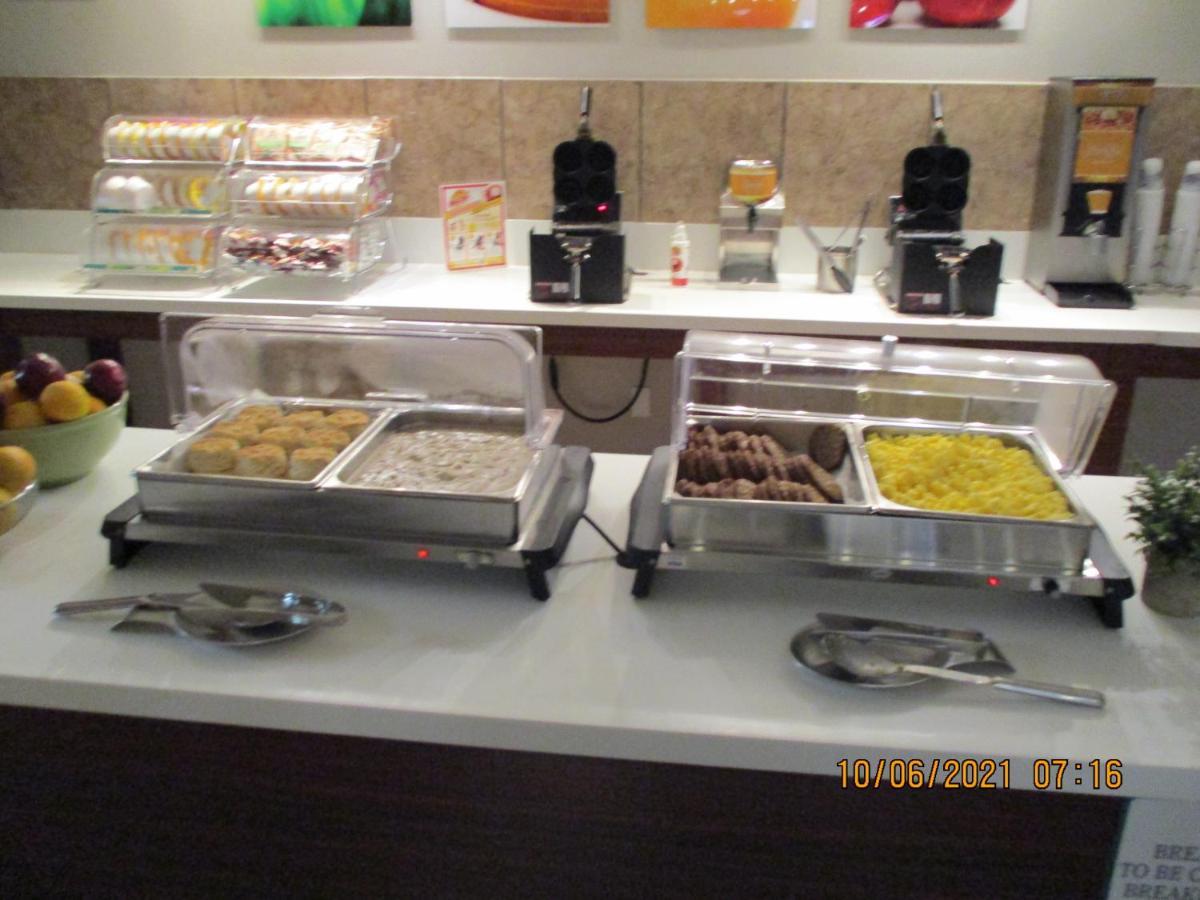 Quality Inn & Suites Kissimmee By The Lake Four Corners Exteriör bild