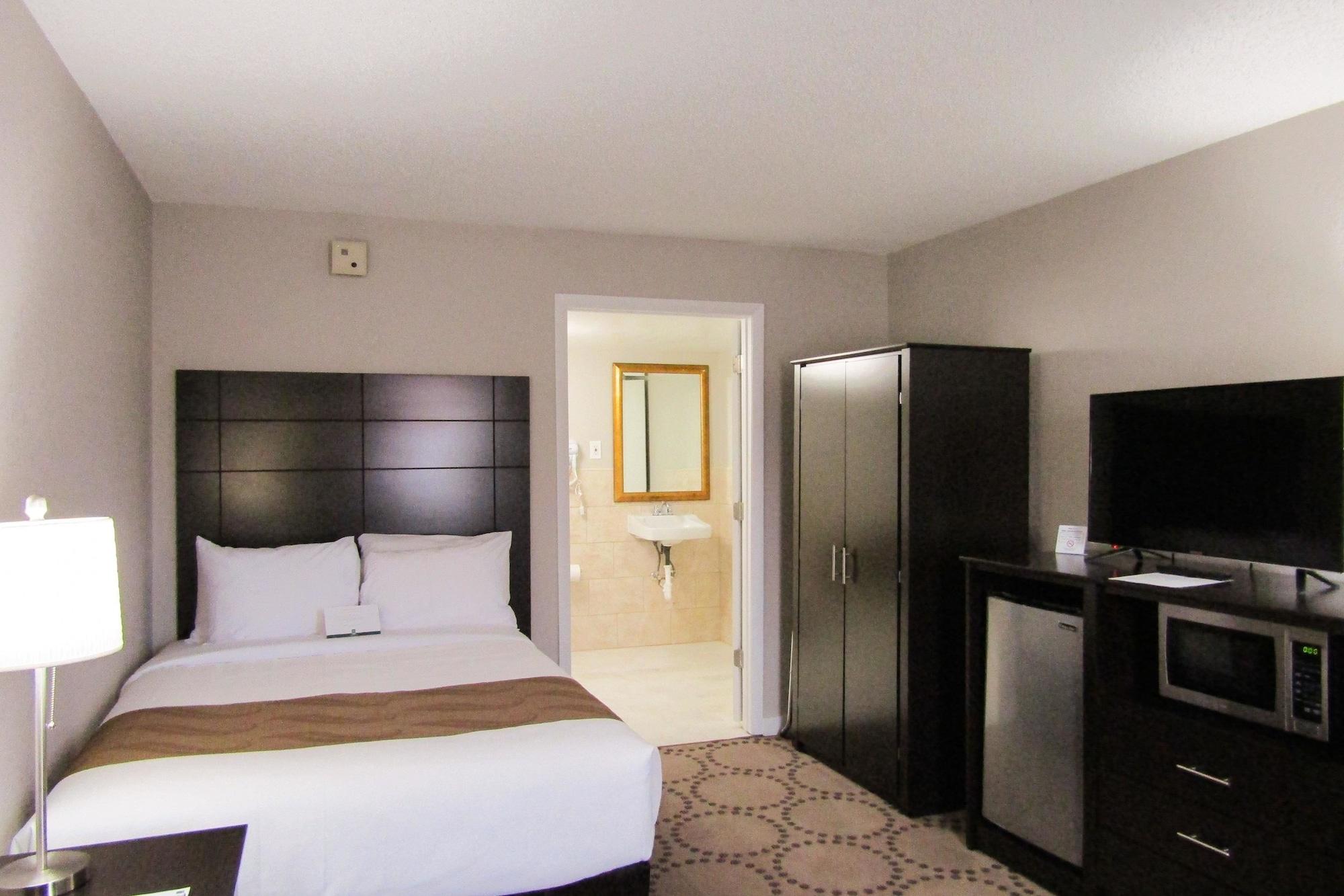 Quality Inn & Suites Kissimmee By The Lake Four Corners Exteriör bild