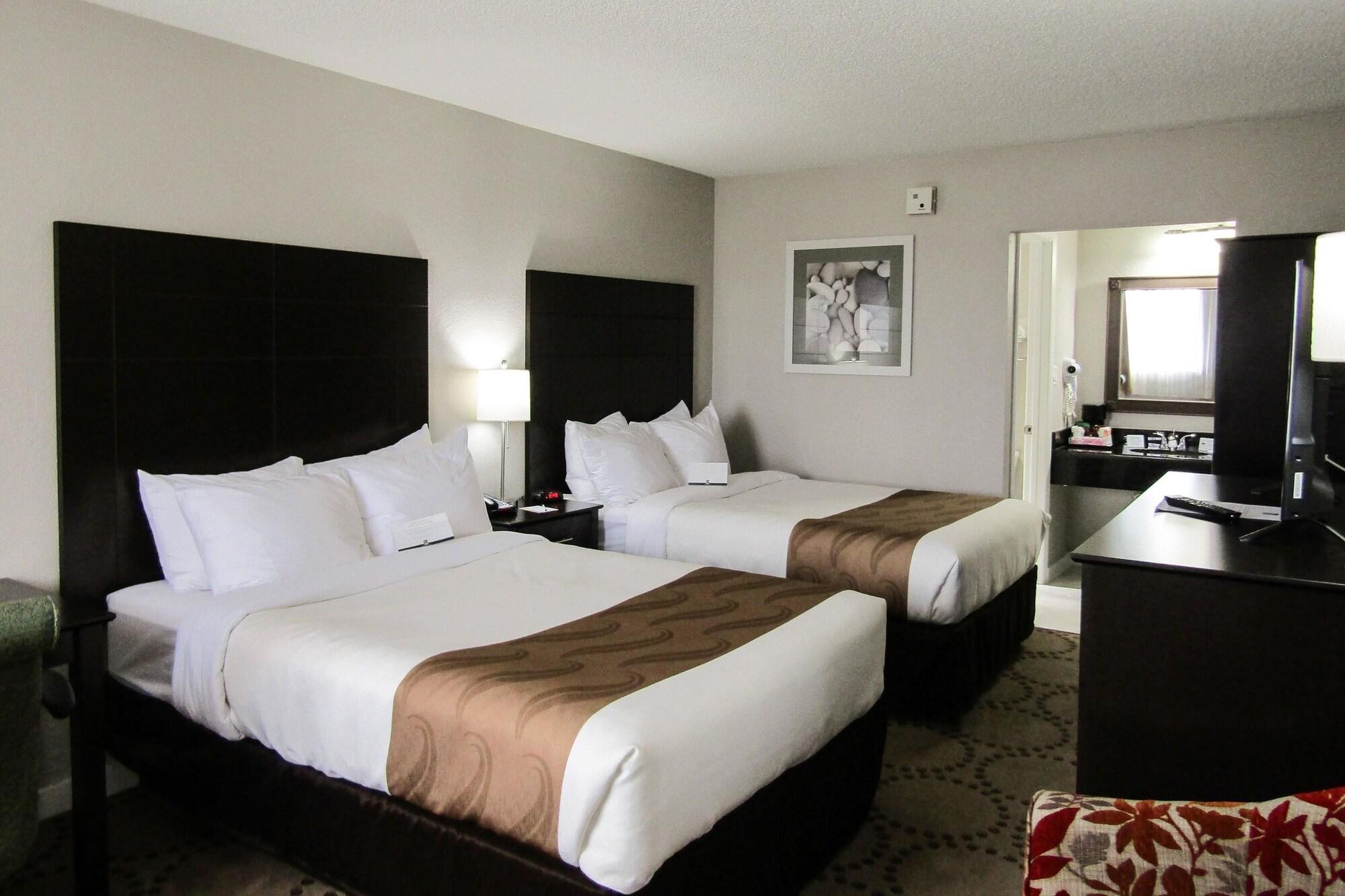 Quality Inn & Suites Kissimmee By The Lake Four Corners Exteriör bild