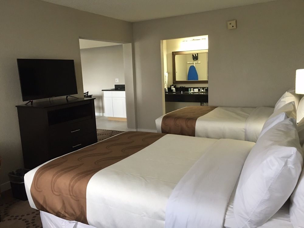 Quality Inn & Suites Kissimmee By The Lake Four Corners Exteriör bild