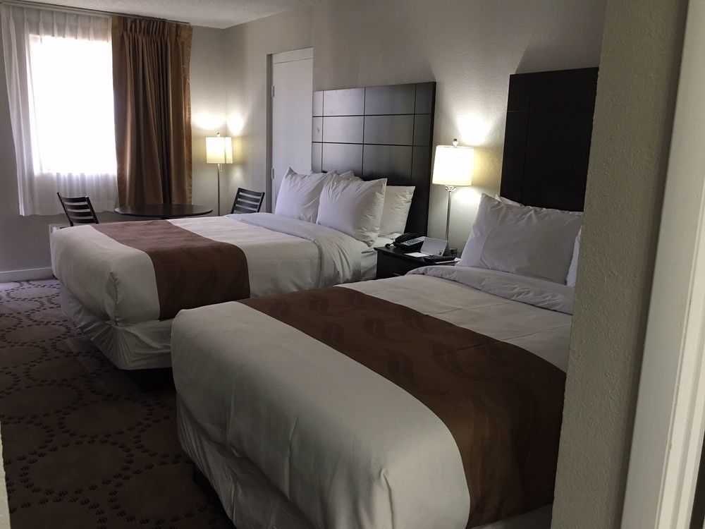 Quality Inn & Suites Kissimmee By The Lake Four Corners Exteriör bild